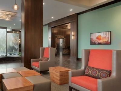 Embassy By Hilton Chicago Naperville