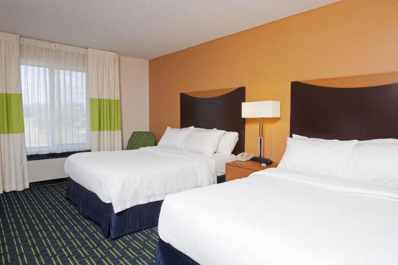Embassy By Hilton Chicago 4*